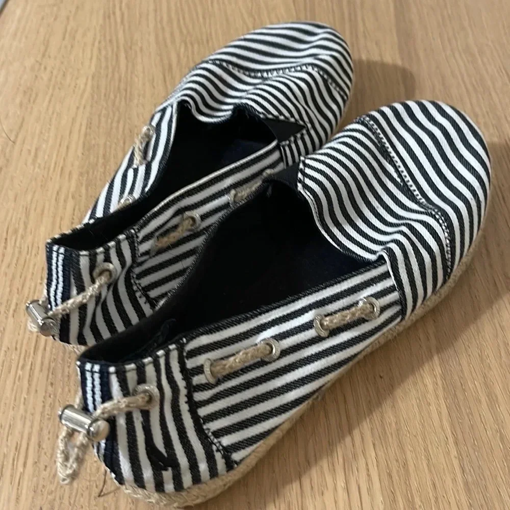 Nautica Rudder 2 Slip On Canvas Espadrilles Black White Stripes Sz. 7.5